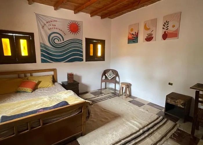 Spacious Bedouin With Large Private Garden Tatil Evi